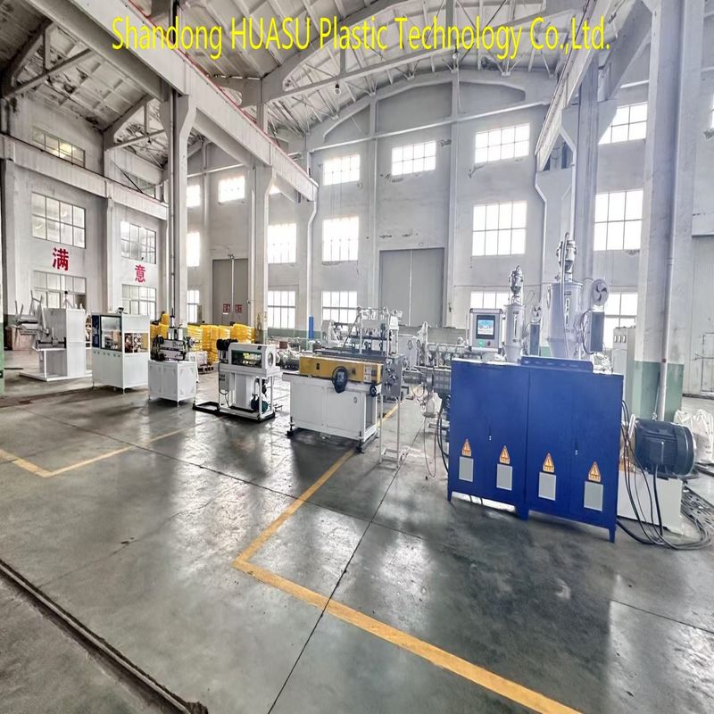 Professionelle Wellrohr-Herstellungsmaschine mit Siemens/ABB-Elektrik, 2-20 m/min Liniengeschwindigkeit und anpassbarer Leistung