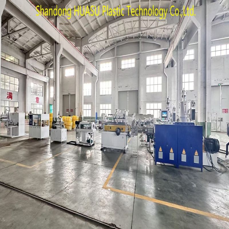 Horizontale 800mm Rohrdurchmesser DWC-Rohrextrusionslinie mit 60-2000kg/h Kapazität und Siemens SPS-System