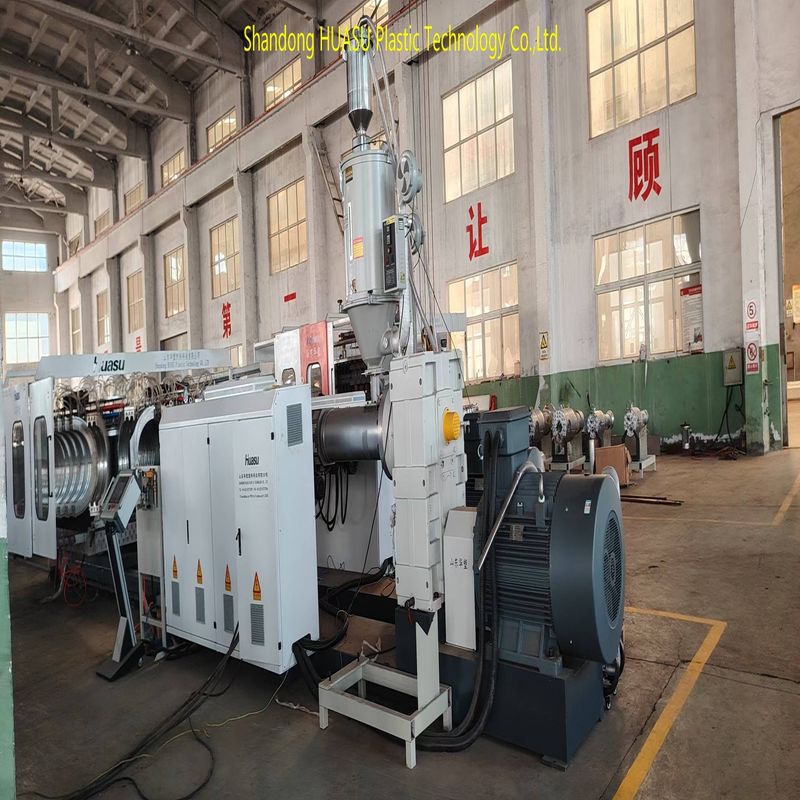 Anpassbare 60-2000 kg/h Kapazität Doppelwand-Wellrohr-Extrusionslinie mit Siemens SPS-System und horizontalem Wellenformer