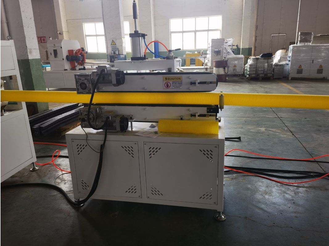 Automatische Zufuhr Einwand-Wallrohr-Extrusionsleitung mit Wasserkühlung und 1-20 m/min Produktion