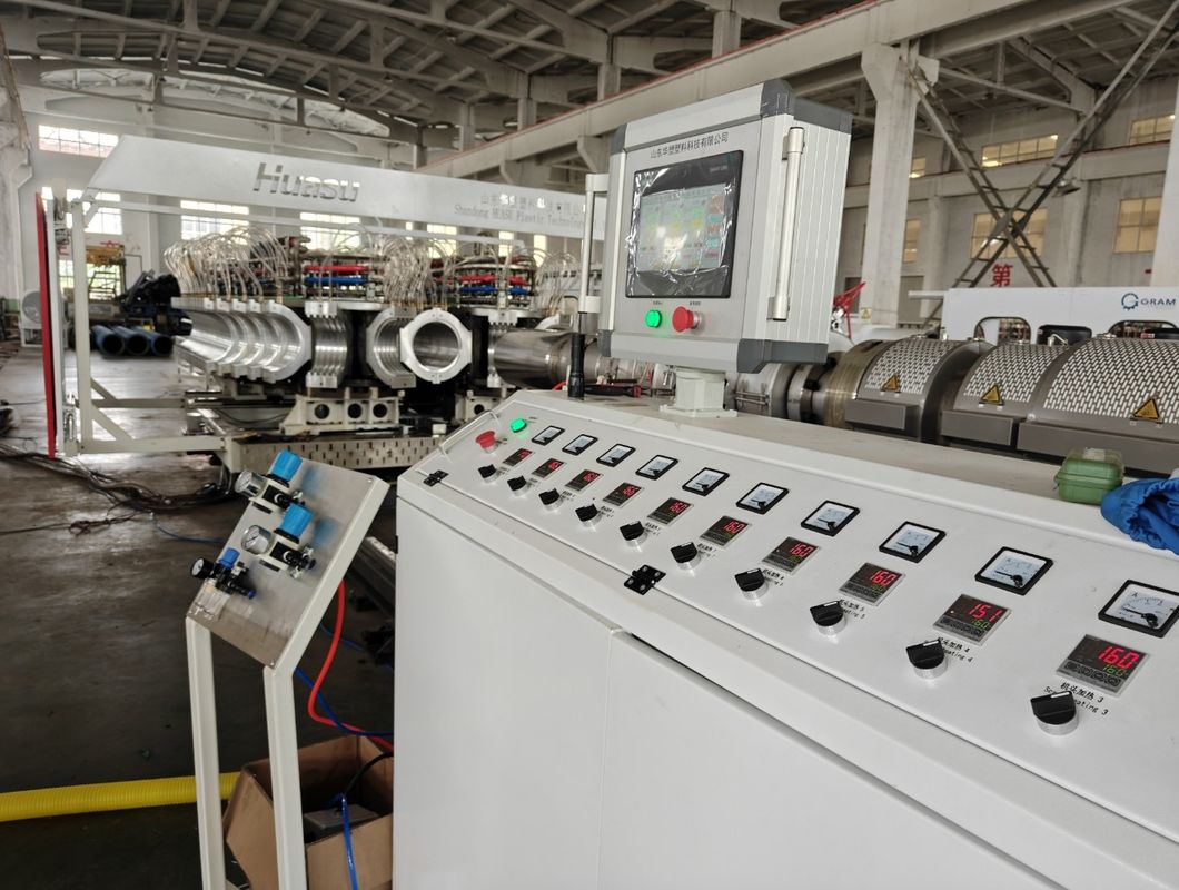 Anpassungsfähige Rohrmaschine für die Herstellung von PVC-Materialien