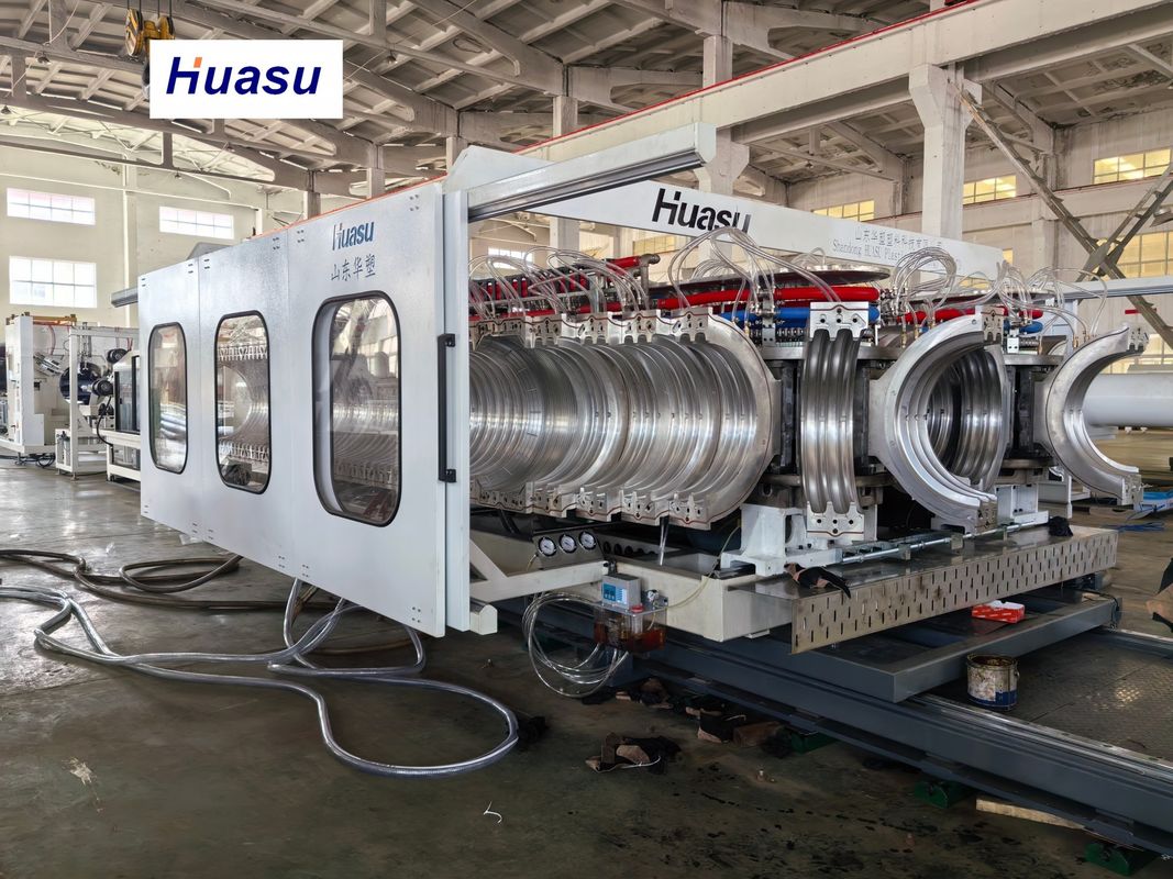 Automatische PVC-Wellrohr-Produktionslinie mit 32-1600mm Rohrdurchmesser, 60-2000kg/h Kapazität und Siemens SPS-System