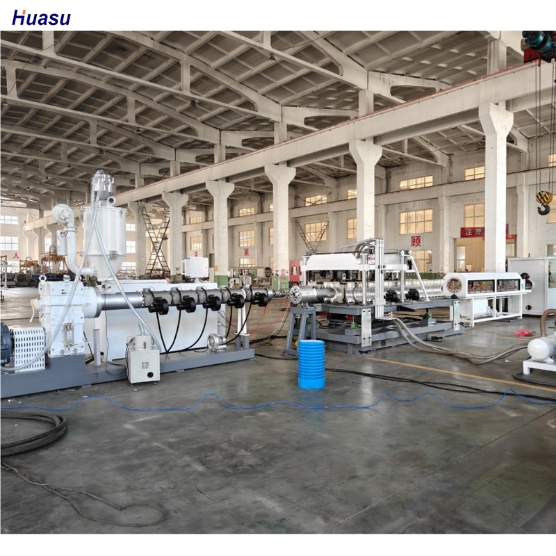Automatische Einzelwand-Wellrohr-Extrusionslinie mit 38CrMoAlA-Zylindermaterial für 75-250 mm Rohre bei 15 m/min Ausgabegeschwindigkeit