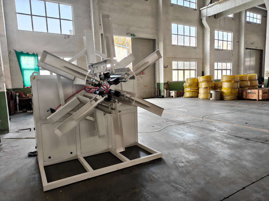 Automatische Doppelwand-Wellrohr-Extrusionslinie mit Formmaschine 1 Satz Anpassbare Farbe und Härte der Schnecke HV>740