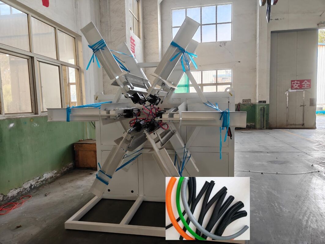 Doppelwand-Wallrohr-Extrusionsleitung mit 48 Formenmengen und Siemens PLC-Steuerung für eine hocheffiziente Produktion