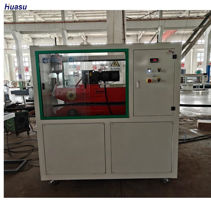 Wassergekühlte Einzelwand-Wellrohr-Extrusionslinie mit einem Rohrdurchmesserbereich von 16 mm - 1600 mm und hoher Genauigkeit