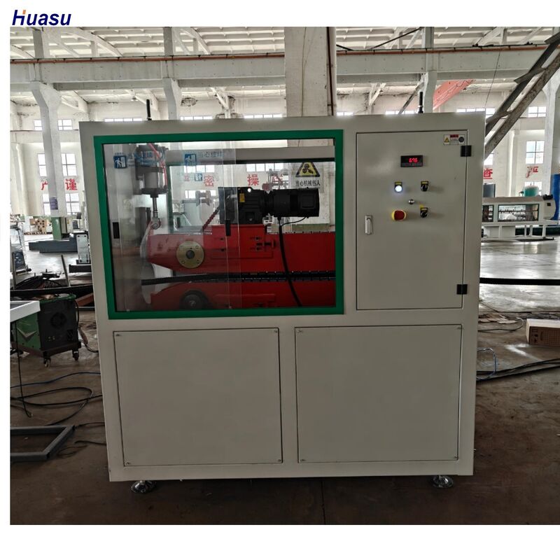 Wasser Kühlsystem Einzelwand-Wellrohr-Extrusionslinie für PE-Kunststoffverarbeitung mit 38CrMoAlA-Zylindermaterial