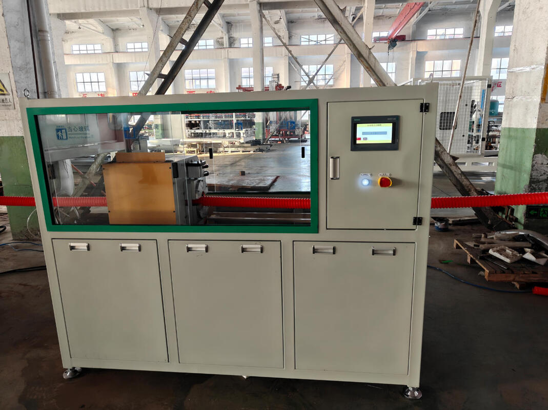 Doppelwandige Wellrohr-Extrusionsmaschine mit HV740 Zylinder-Schnecke, Siemens Frequenzumrichter und 20CrMnTi Zahnradmaterial