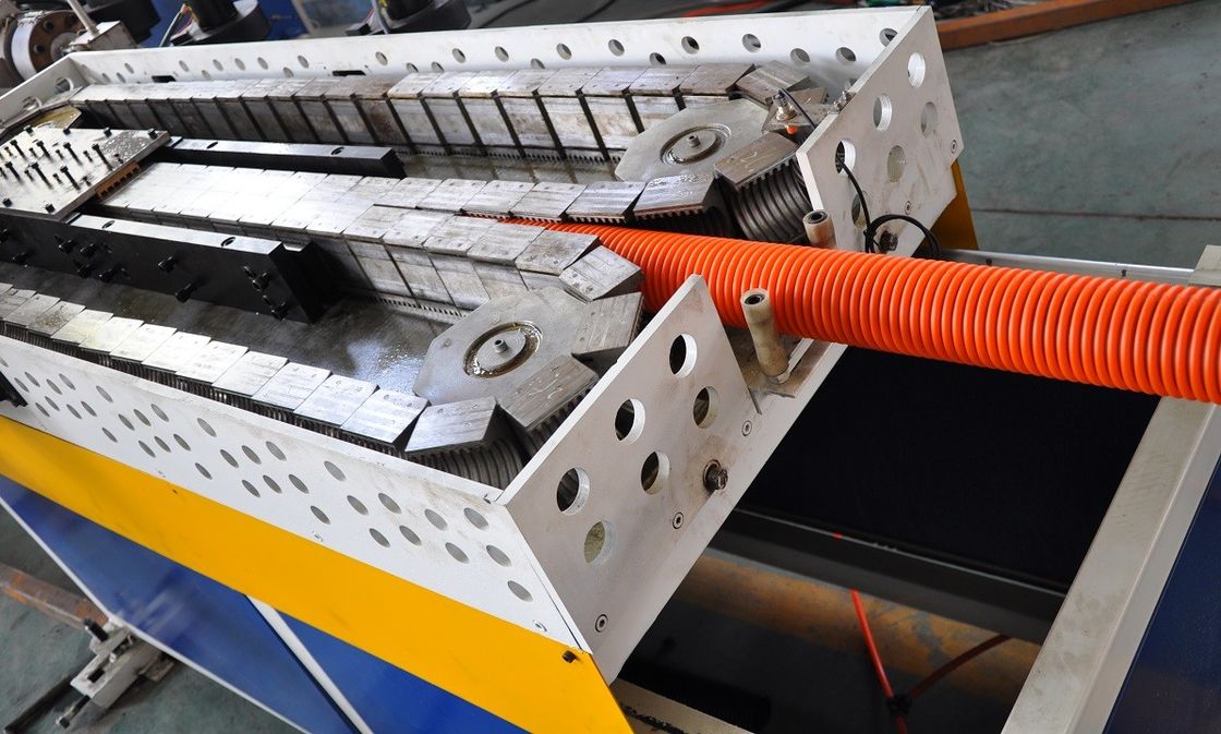 Mit hohem Ausschuss doppel-wandige gewölbte Rohr-Maschinerie, gewölbter Rohr-Extruder SBG-63