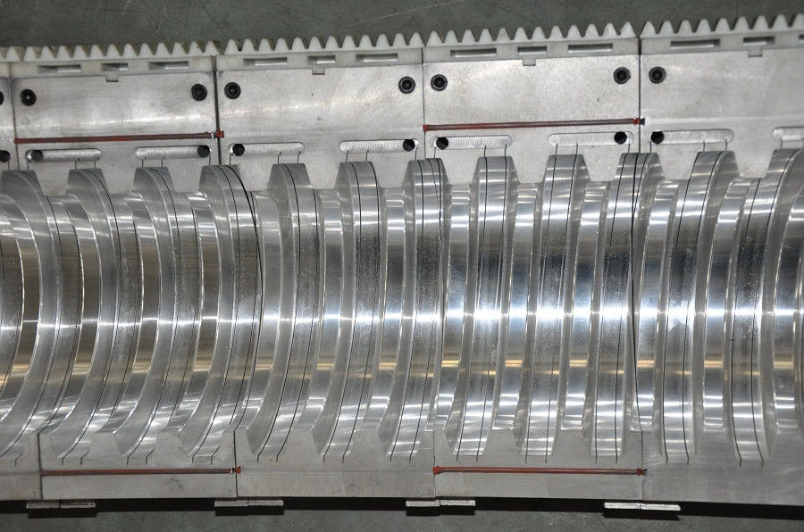 HDPE/PVC/PET einzelne Wand runzelte Rohr-Verdrängungs-Linie das Kohlenstoff-Rohr, das Maschinerie herstellt