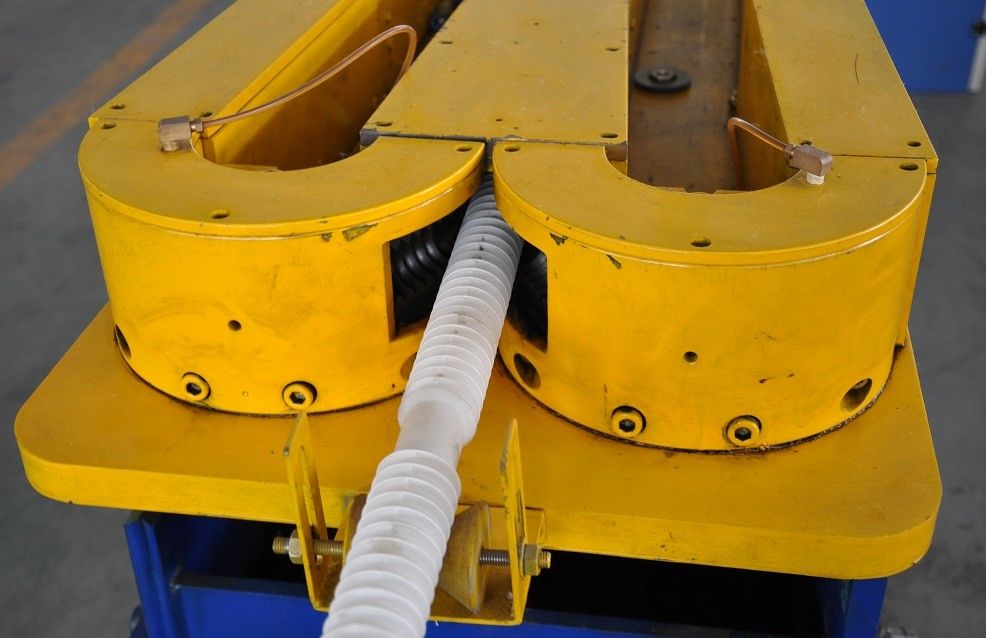 PE/PP/PVC/EVA sondern Wand gewellte Rohr-Fertigungsstraße, Plastik-pp.-Rohr-Schweißgerät aus