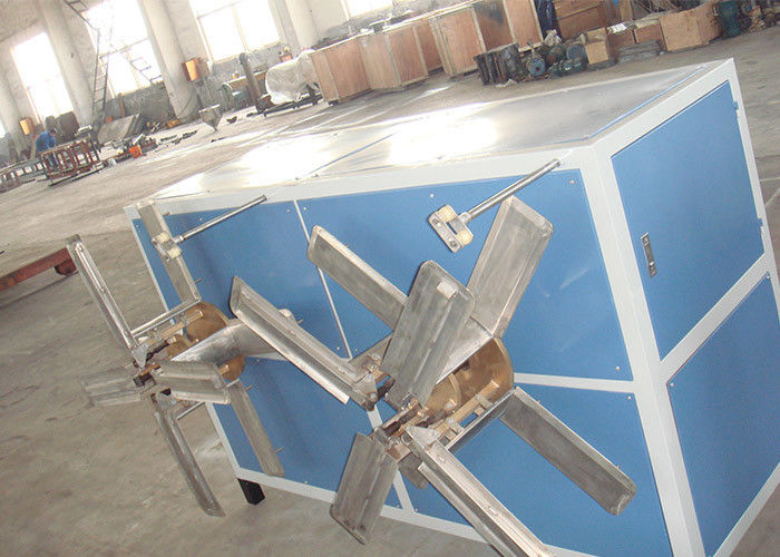 Weiche Rohr-einzelne Wand-gewölbte Rohr-Verdrängungs-Linie Leitungsrohr, das Maschine herstellt