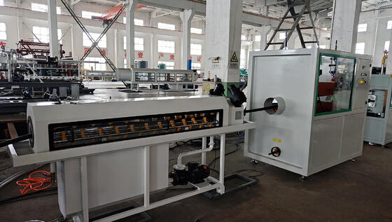 Integral Type Extruder Double Wall Corrugated Pipe Extrusion Line with 100kg/h - 2000kg/h Production Capacity and Siemens Electric System