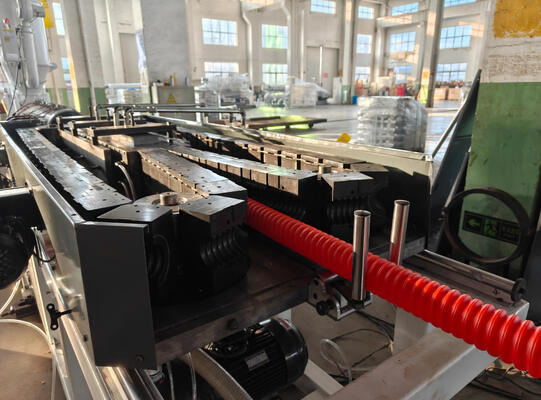 Single Wall Corrugated Pipe Extrusion Line with Water Cooling Siemens Main Motor and PLC Control System